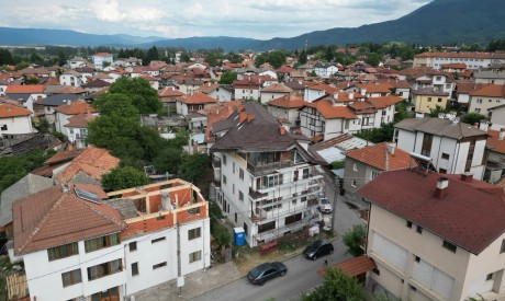 New complex near the river in Bansko